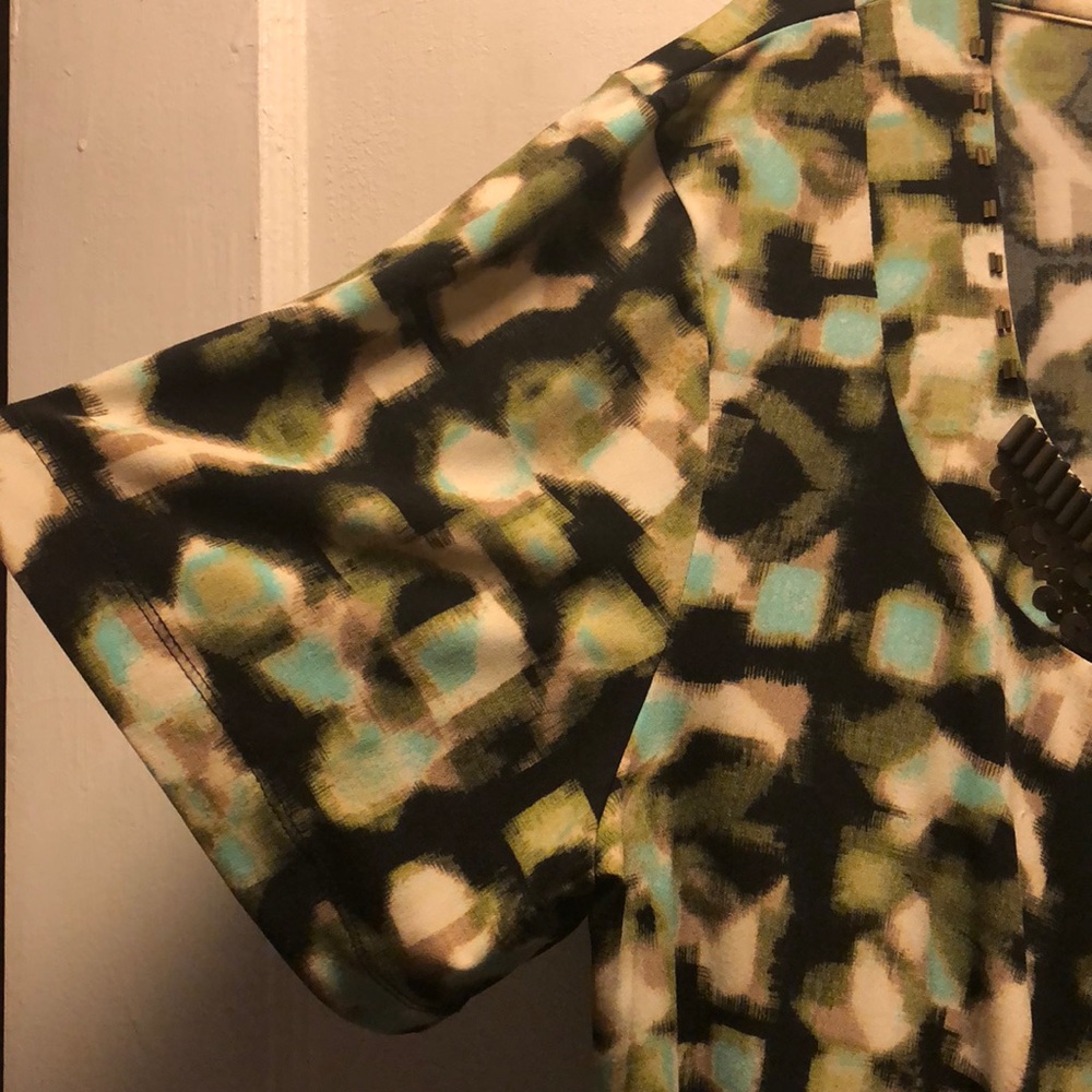 Colorful blouse - Picture 3 of 5